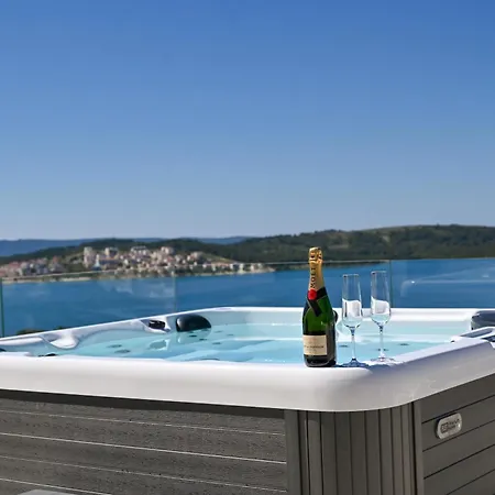 Oasis Villa *