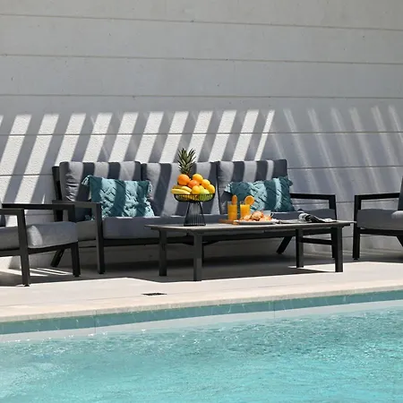 Oasis Villa *