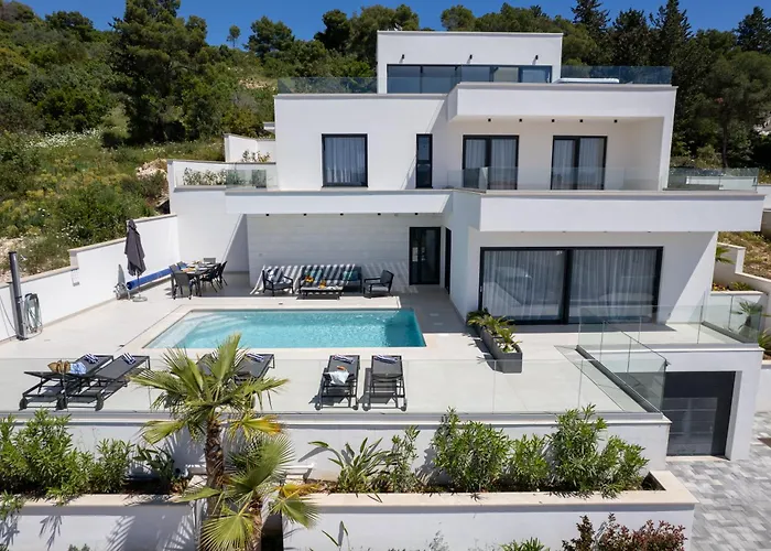 Oasis Villa *