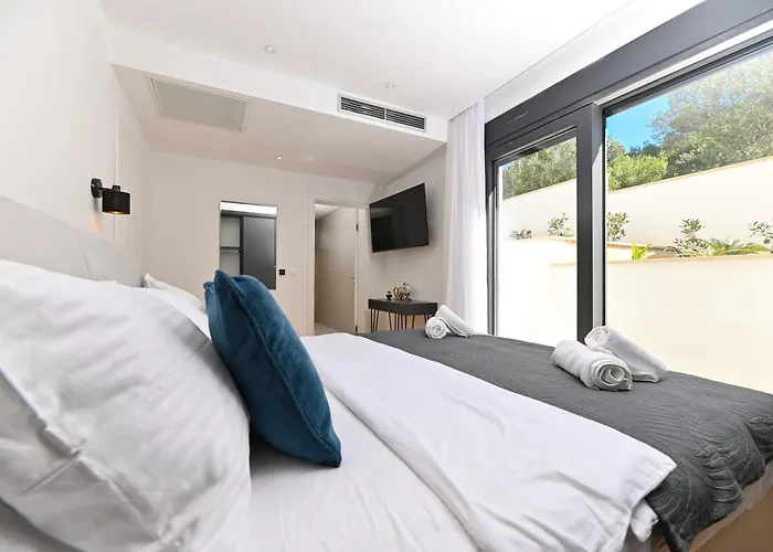 Oasis Villa *