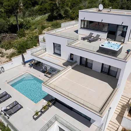 Oasis Vila Trogir