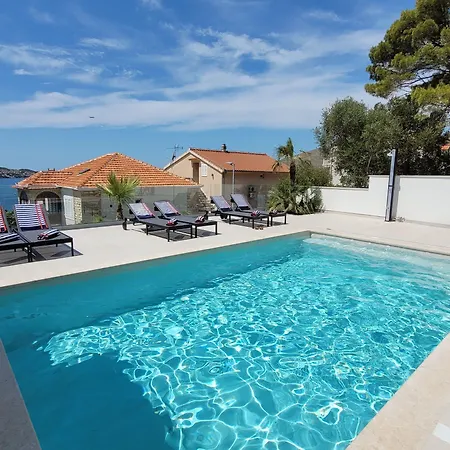 Oasis Vila Trogir