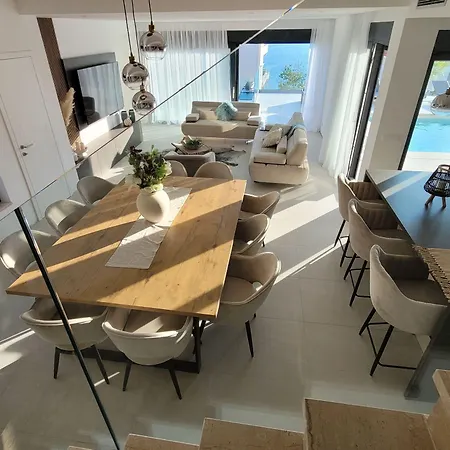 Villa Oasis *